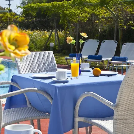 Palatino 3* Lixouri