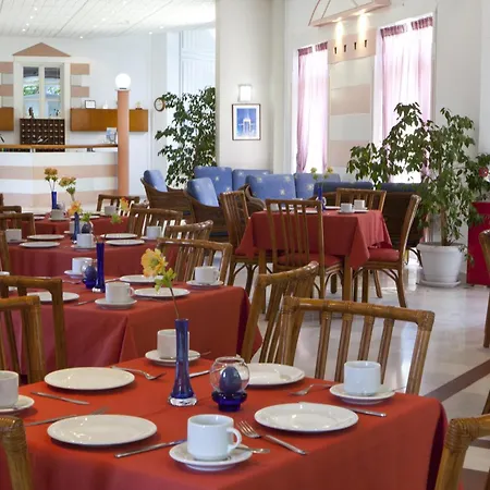 Palatino Отель Ликсури