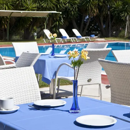 Palatino מלון 3*